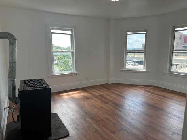 Photo - 14 Hooper St Unit 3