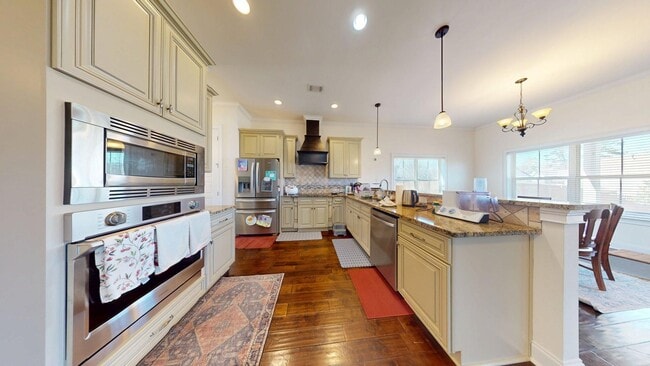 Photo - Spacious 4 Bedroom in Cypress Point at the AU Club