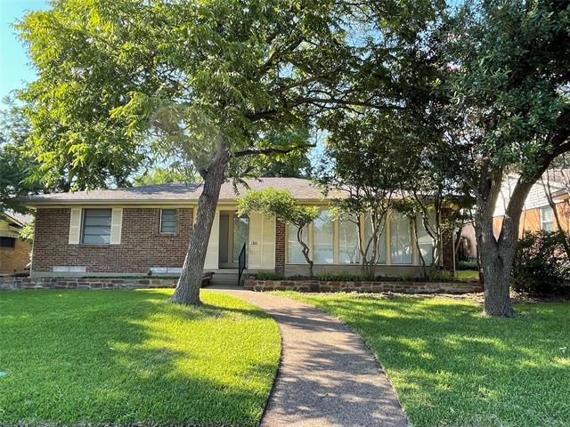 Photo - 1303 Northlake Dr