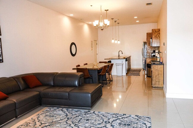 Photo - 150 Padre Blvd Unidad ID1255578P