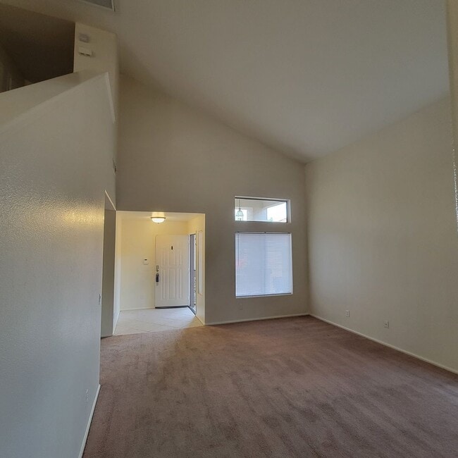 Photo - Large 4 Bedroom Lake Front Property on Premium Cul-De-Sac Lot