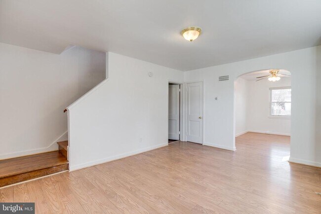 Photo - 1889 Alabama Ave SE