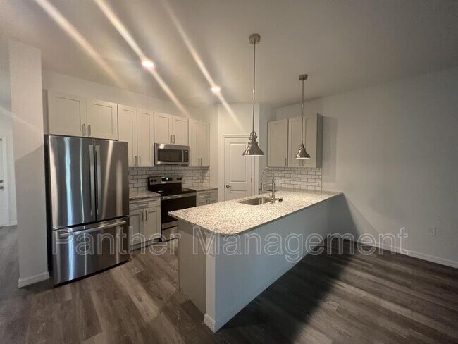 Photo - 4030 SW 7th Pl