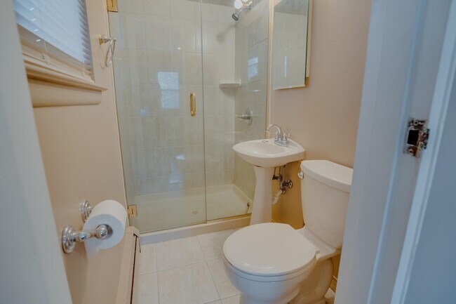 Photo - 1138 Farm Rd Unit D