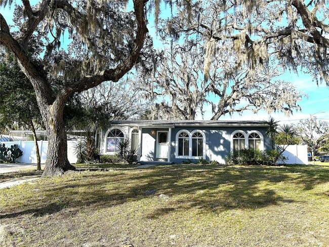 Building Photo - 6119 Sheelin Dr