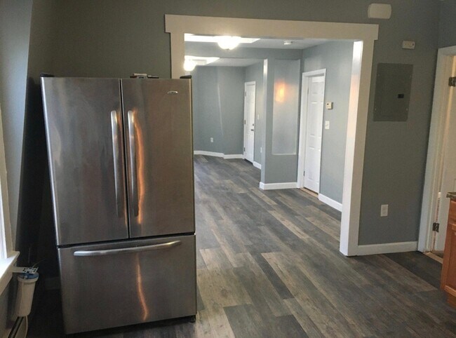 81 Tenney St Unit 3