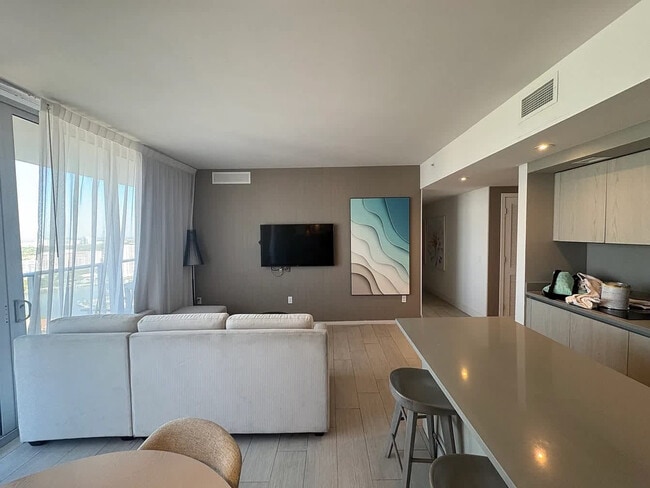 Photo - 4010 S Ocean Dr Unit SI ID1269762P