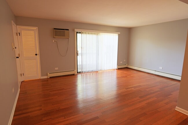 Photo - 11937 S Hamlin Ave Unit 3C