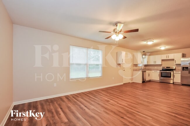 Photo - 111 Pine Cir Dr