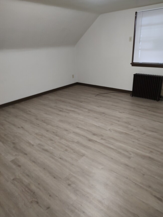 537 Sewickley St Apartments For Rent in Greensburg, PA