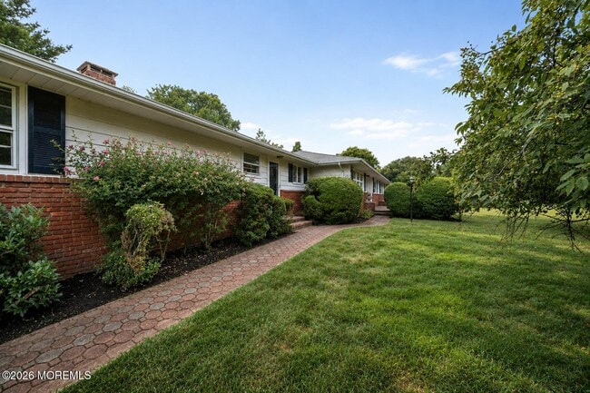 Photo - 170 Bingham Ave