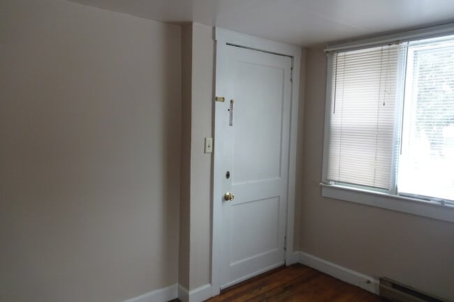 Building Photo - 220 North St Unit #2