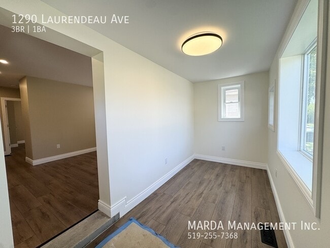 Photo - BRAND NEW RENO 3 BED/1 BATH HOME EAST WINDSOR + UTILITIES!