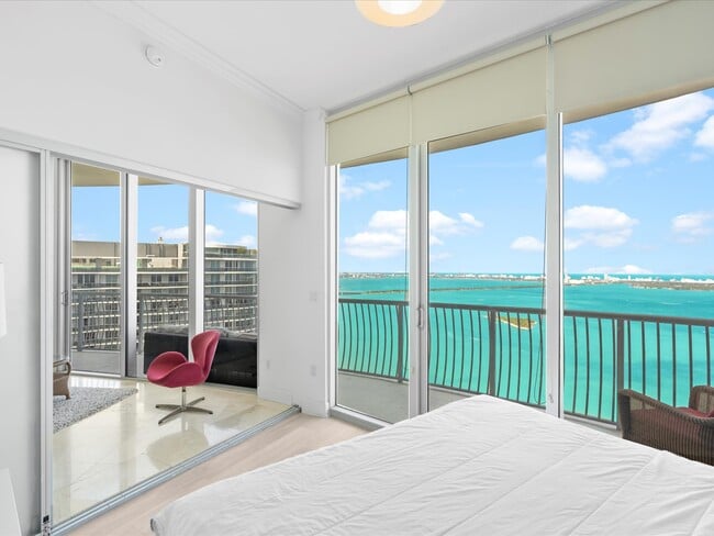Photo - 1750 N Bayshore Dr Unit #TS-5601