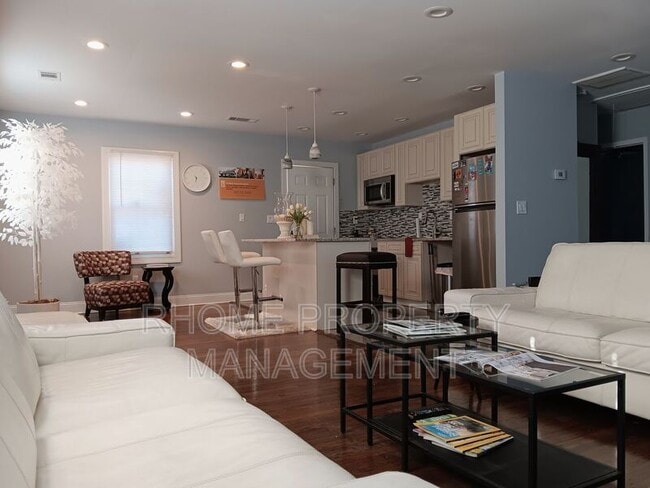 Photo - 1711 Candler Rd