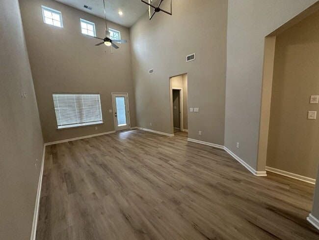 Photo - Brand New 4 Bed 3 Bath Townhome In Shelbyville