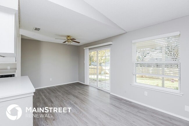 Photo - 3409 Pembroke Pl