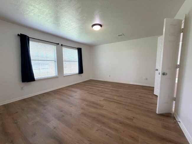 Photo - 24627 Cobble Canyon Ln