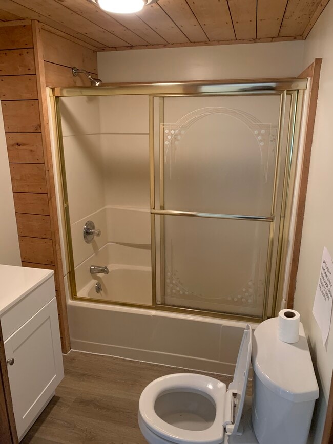 Photo - 8 Dobbs St Unit A