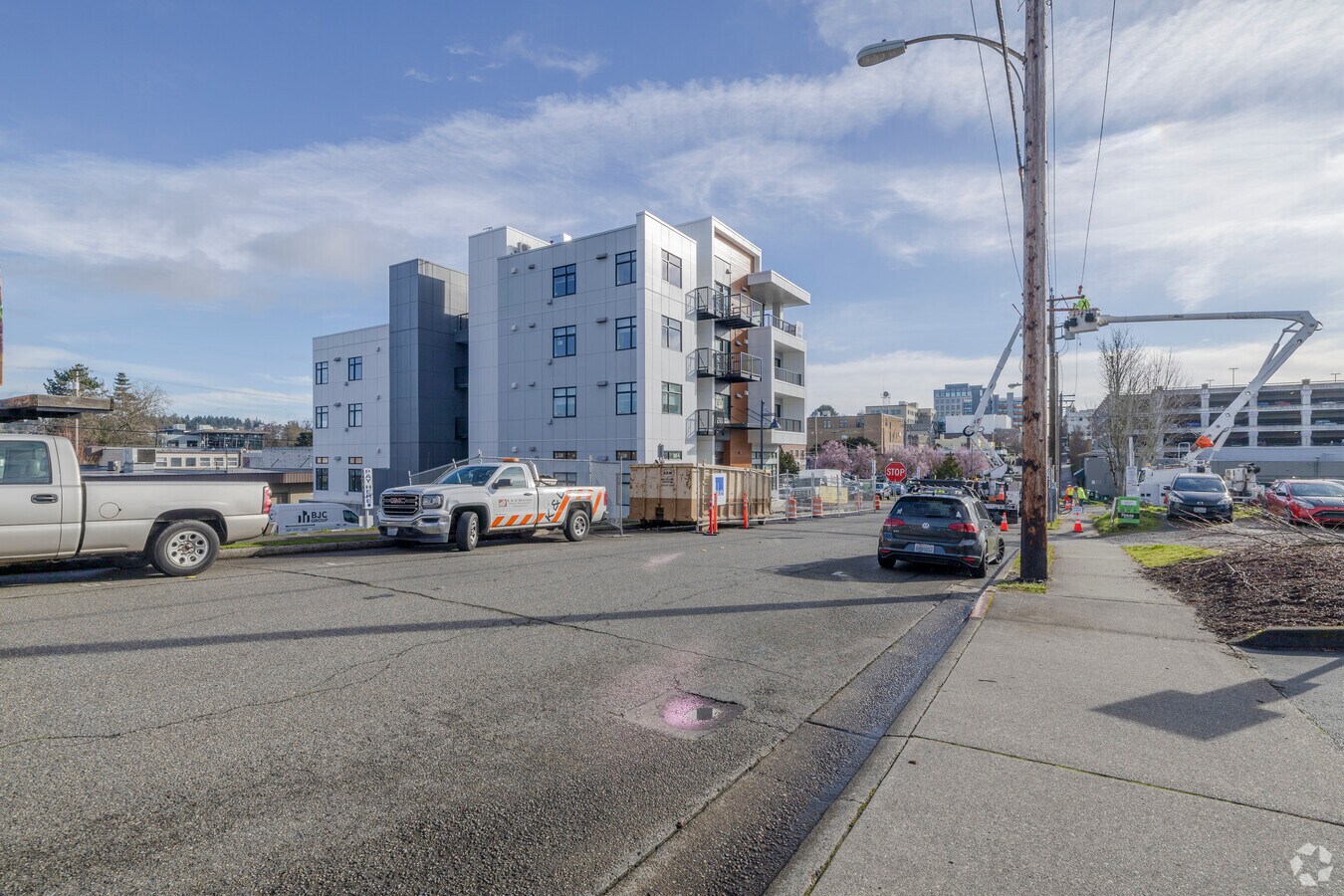 Photo - Bill Mahan Apartments