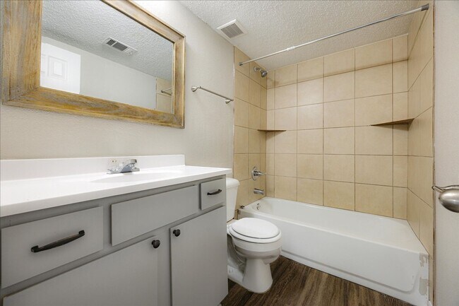 Getwell Pointe Apartments
