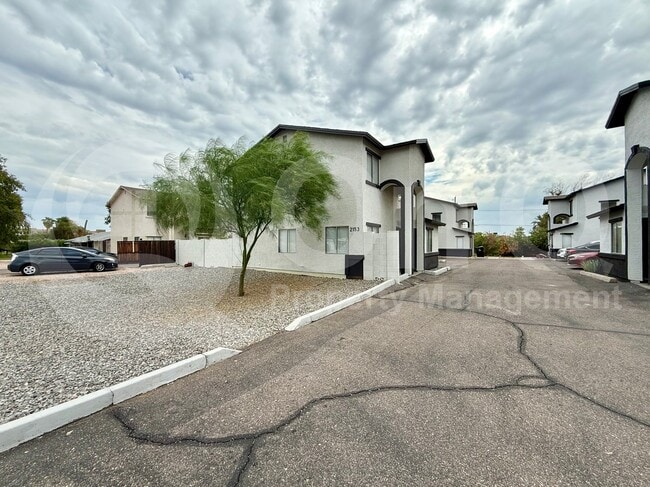 Photo - 2153 W Morten Ave