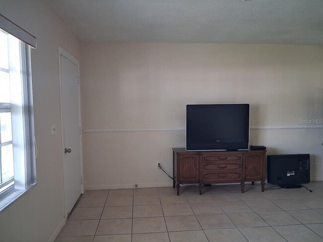 Photo - 4744 Azalea Dr Unit 204