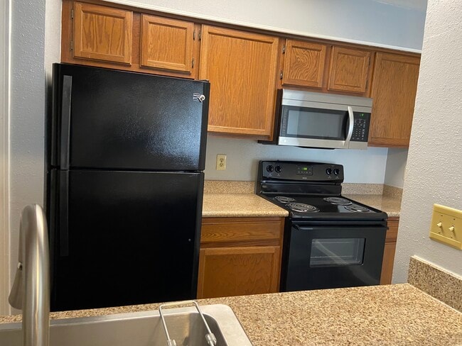 Photo - 8299 Cambridge St