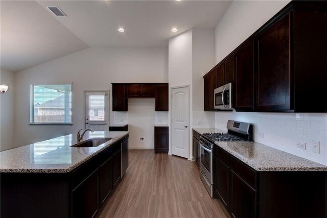 Photo - 18521 Urbano Dr