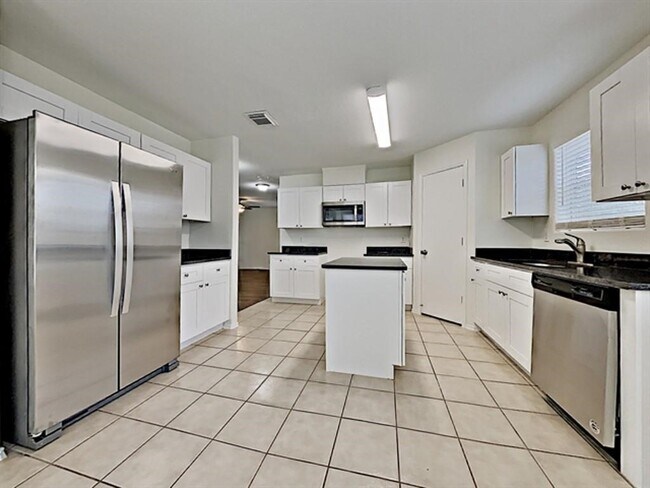 Photo - 6830 Shallow River Ct