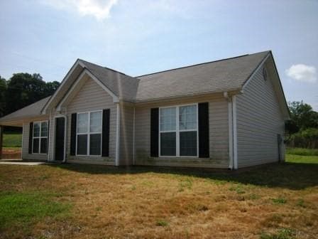 Photo - 129 Farm View Ln