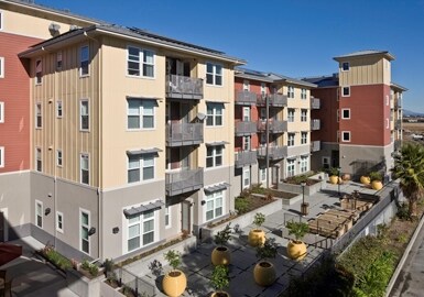 Photo - Peninsula Station