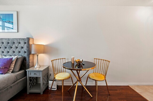 Photo - 250 Fort York Blvd Unit ID1345997P