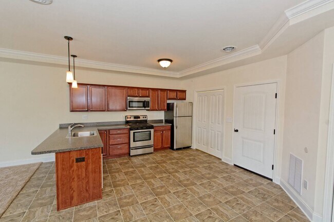 Photo - 1727 Tower St