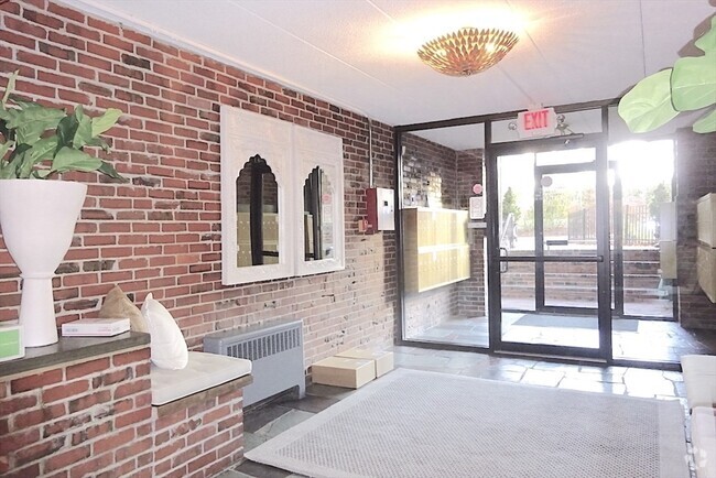 Building Photo - 50 Water St Unit 25 Rental