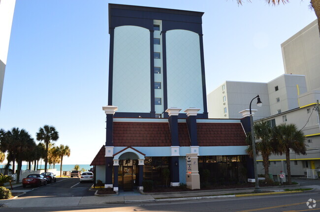 Building Photo - Blue Palmetto Rental