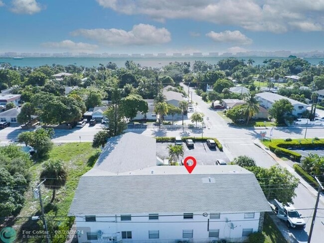 Photo - 1127 S Federal Hwy Condo