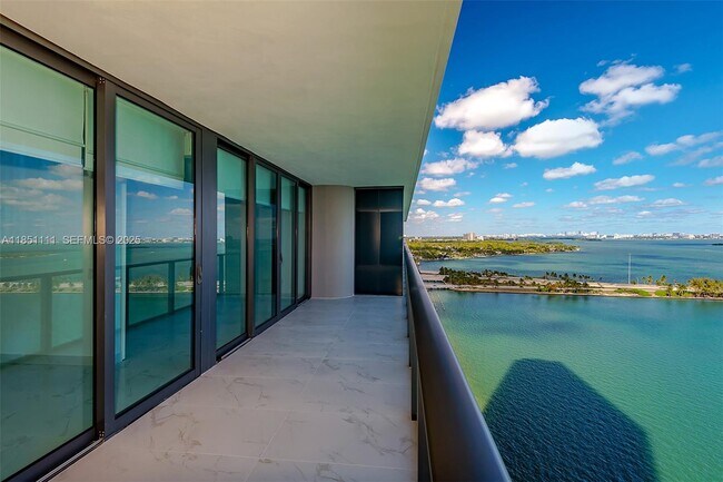 Photo - 3131 NE 7th Ave Unit 2104