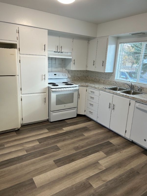Photo - 4250 3rd Ave N Unit 4250
