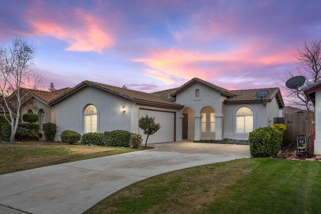 Building Photo - Madison Grove Cutie! Rental