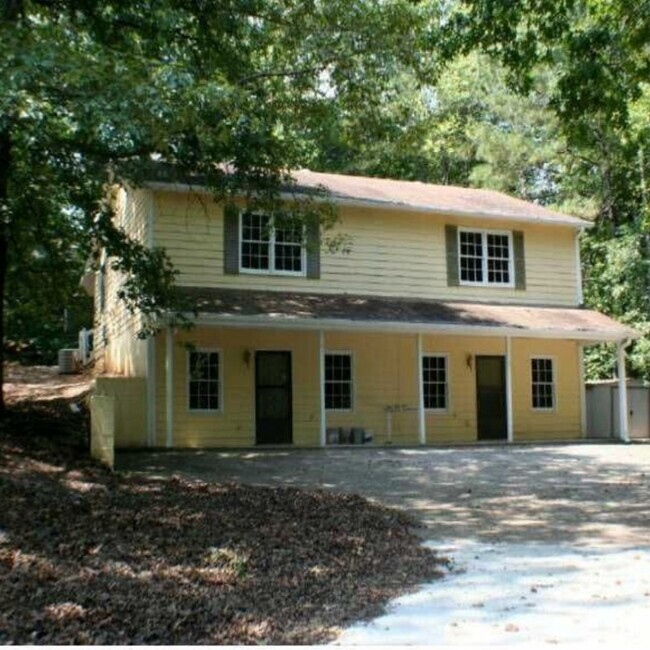 Building Photo - 4520 Bartow Carver Rd SE Rental