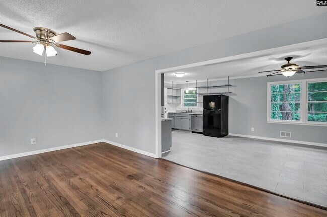 Photo - 237 Vincenne Rd