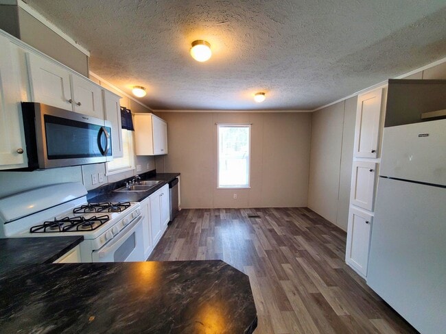 Photo - 23 Canal Dr