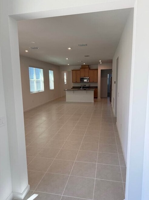 Photo - 536 Green Tracker Ave