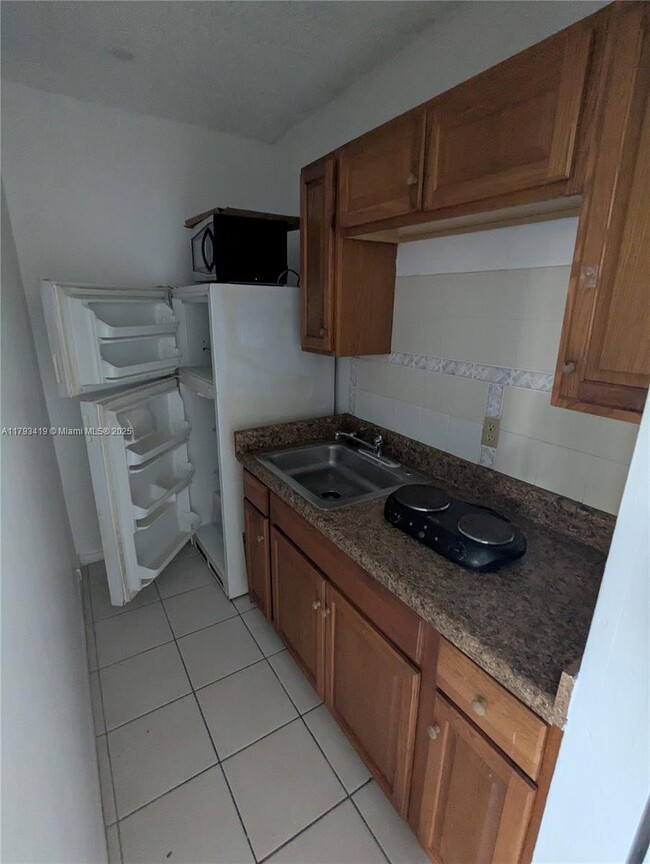 Photo - 274 SW 9th St Apartamento Unidad 3