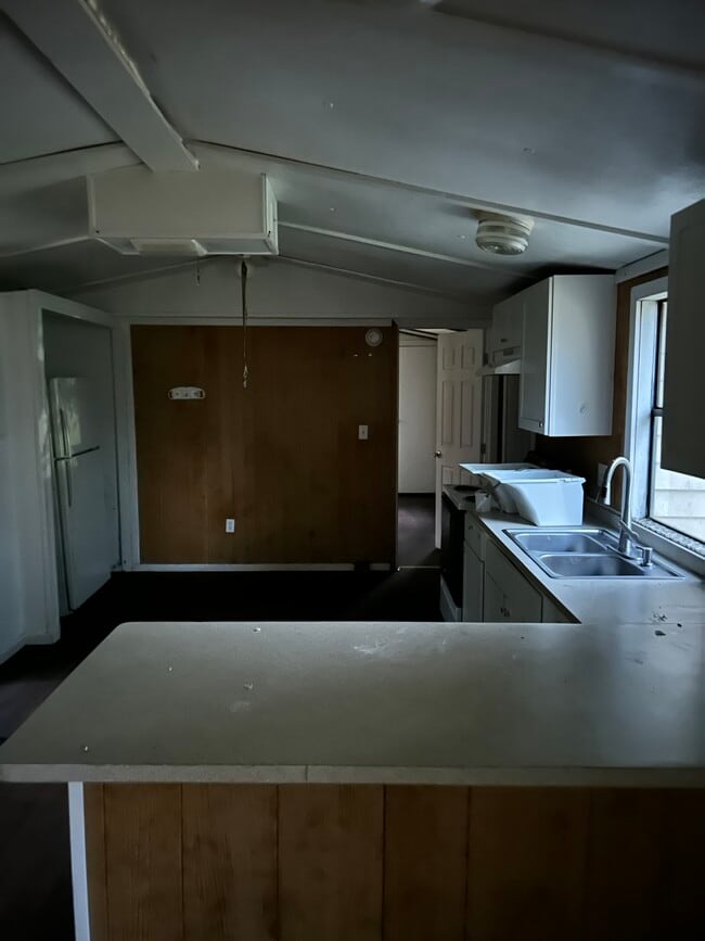 Photo - 613 Honeyfarm Ln