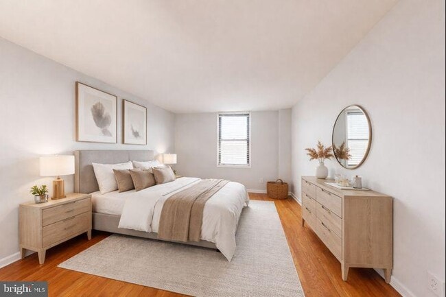 Photo - 4600 Duke St Unit 1524