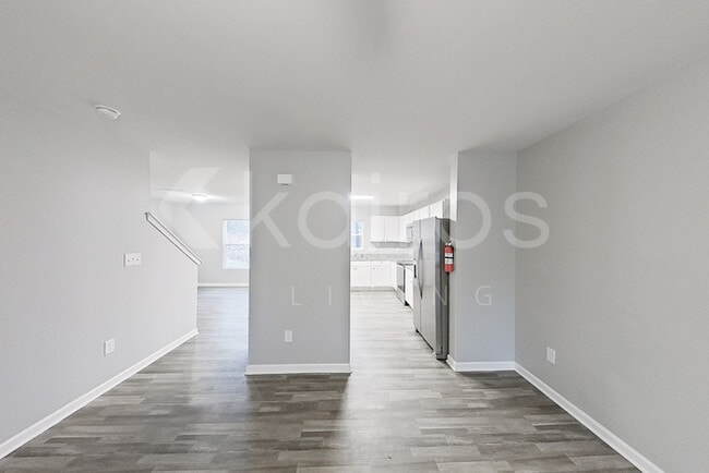 Photo - 231 Wedgewood Dr