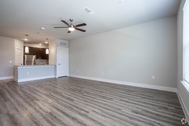 2 BR, 1.5 BA - 1,451 SF