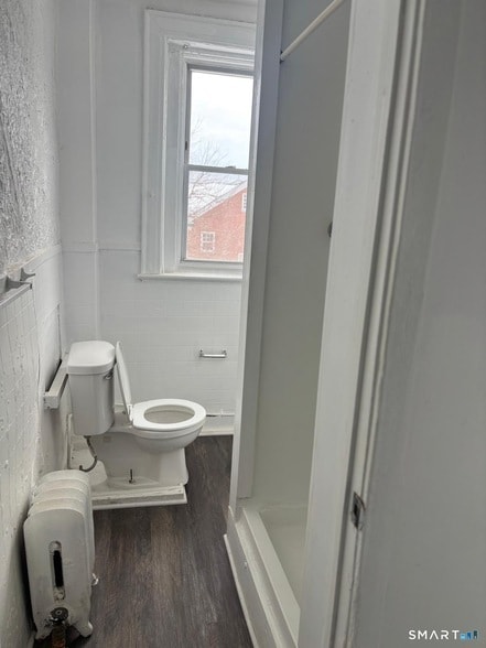 Photo - 86 Pequonnock St Unidad 32